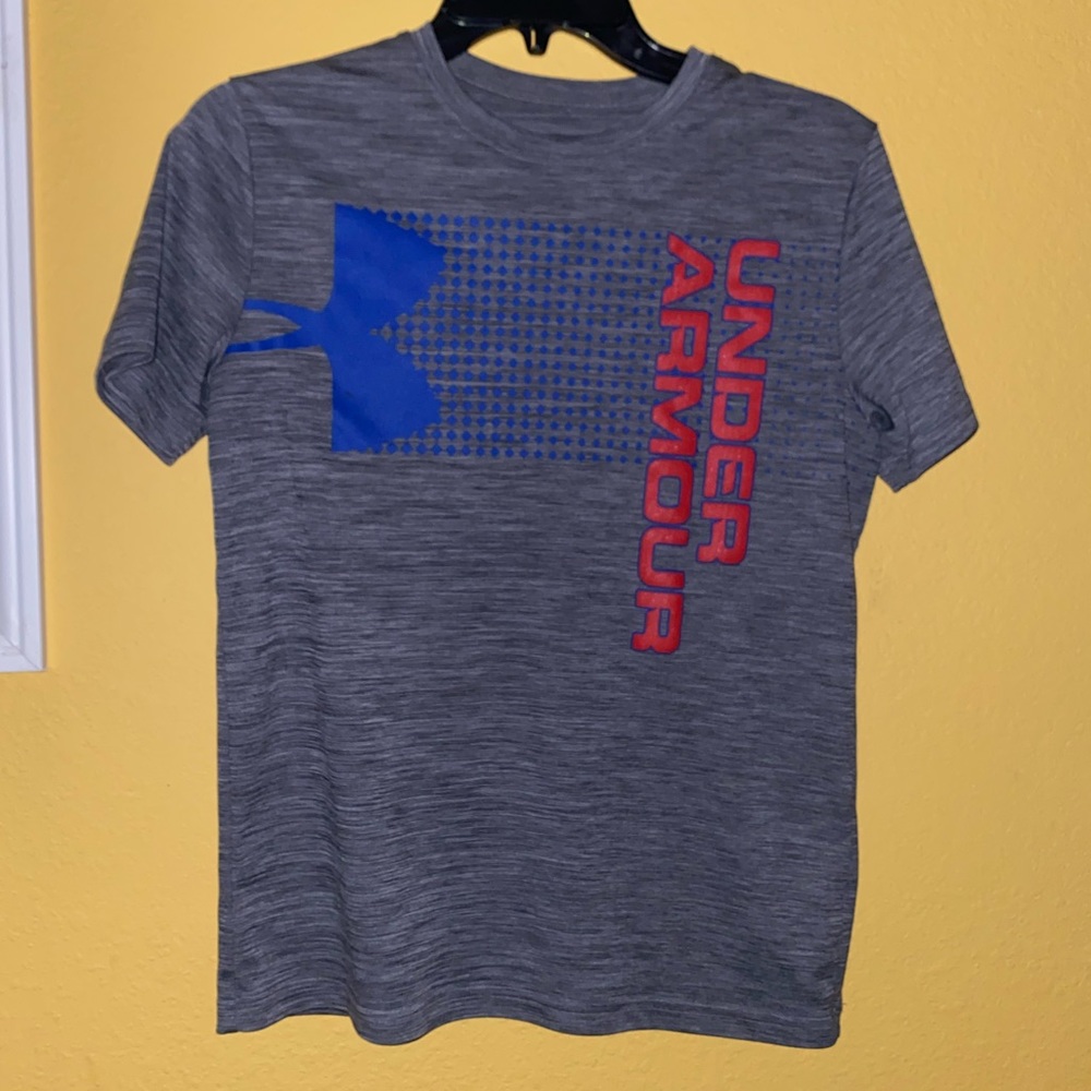 Under Armour gray kids T-shirt